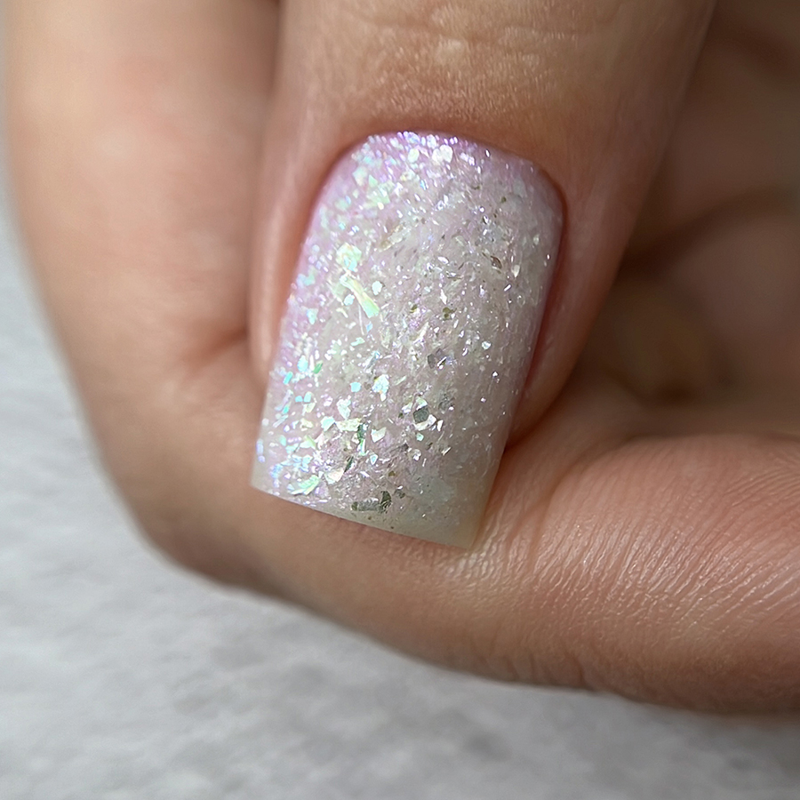 Дизайн ногтей. Товар: BSG, Colloration Hard - цветная жесткая база №121, 20 мл