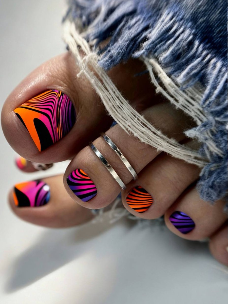 Дизайн ногтей. Товар: Anna Tkacheva, наклейки пленки для педикюра (размер Mini) F028