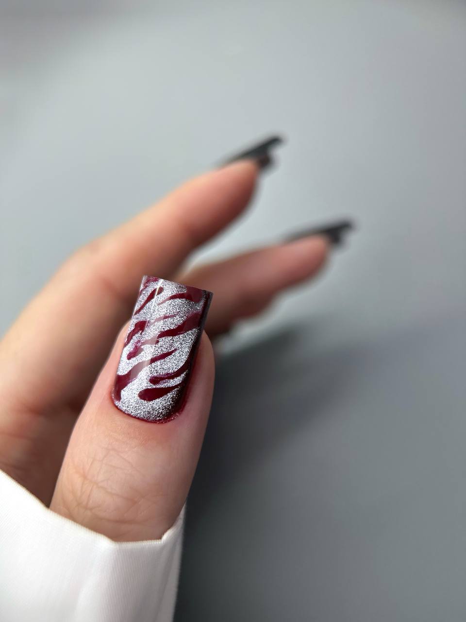 Дизайн ногтей. Товар: TNL, Lunar Glow - гель-лак "корейская кошка" №04, 6 мл