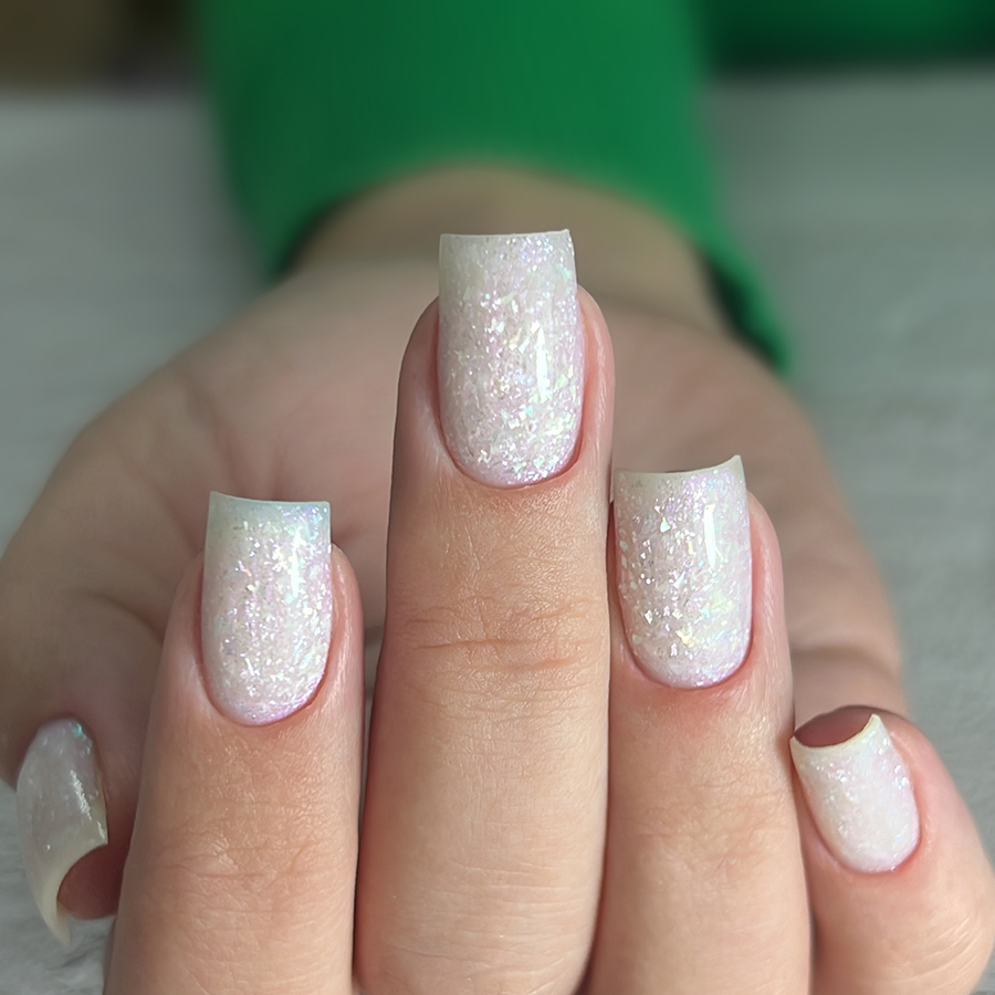 Дизайн ногтей. Товар: BSG, Colloration Hard - цветная жесткая база №121, 20 мл