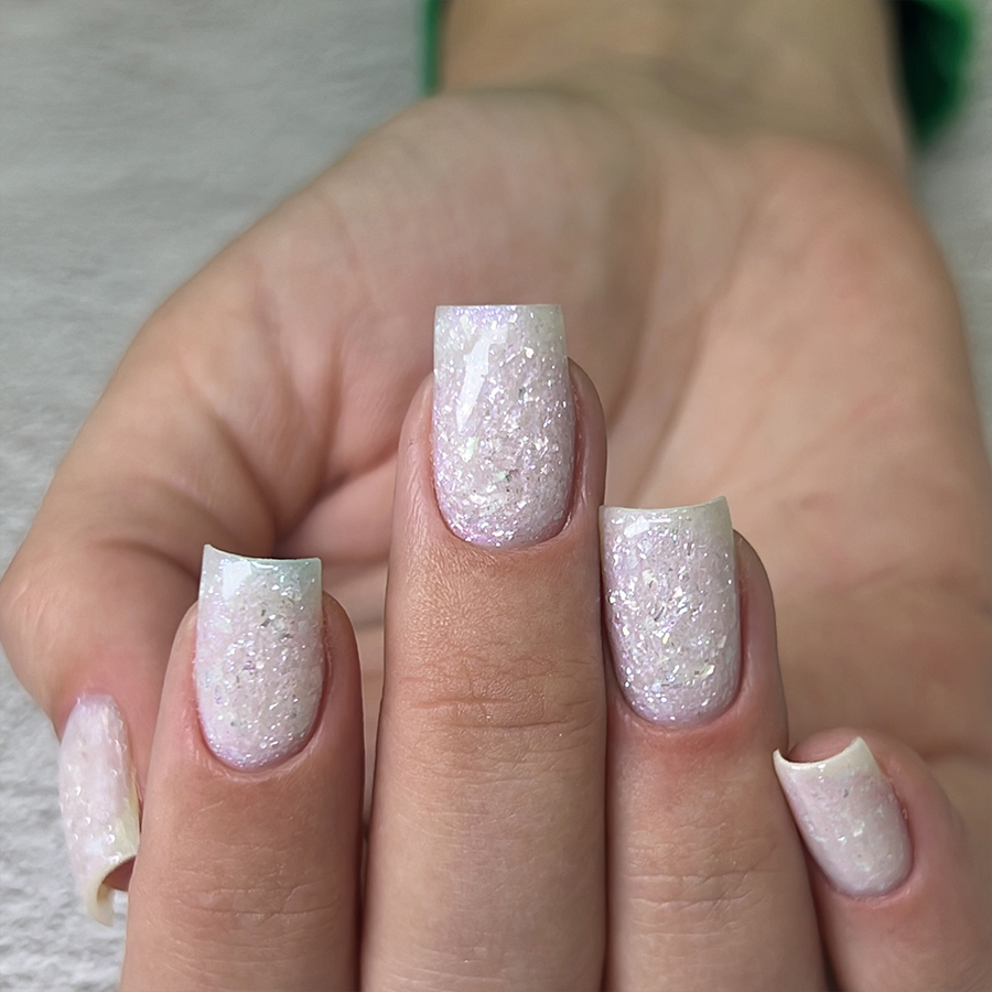 Дизайн ногтей. Товар: BSG, Colloration Hard - цветная жесткая база №121, 20 мл