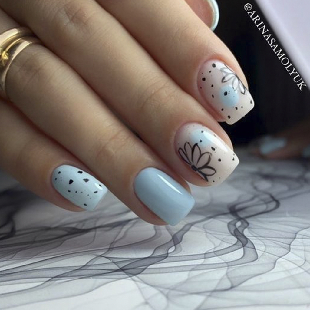 Milky nails цветочная роспись.jpg