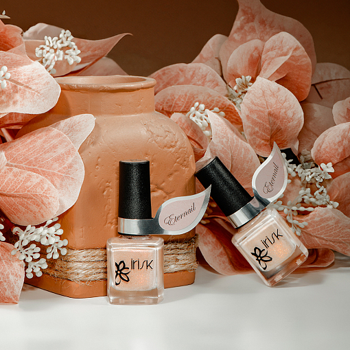 Irisk, Eternail Nude Shine - лак на гелевой основе с эффектом втирки (05 Butter Cream), 8 мл