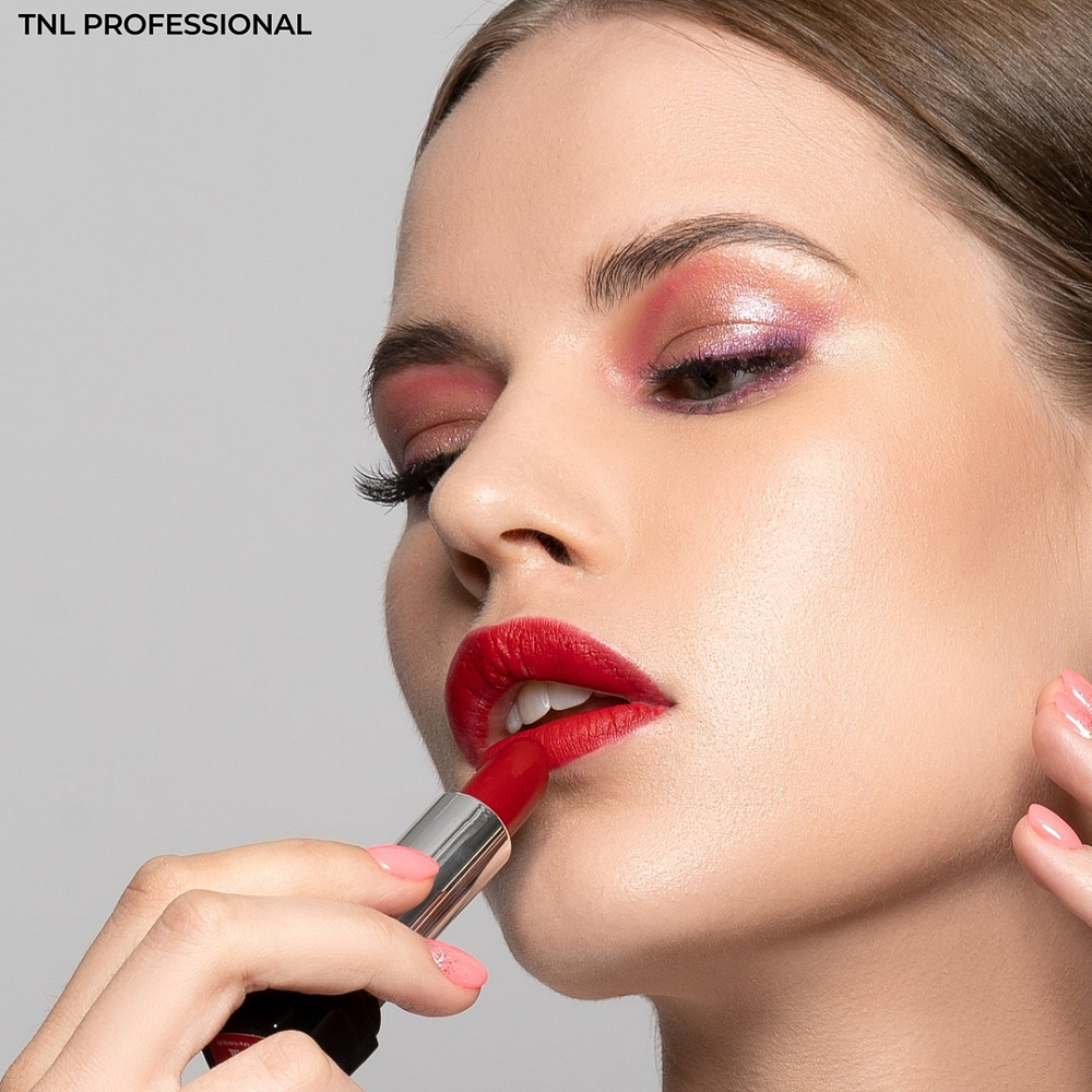 Дизайн ногтей. Товар: TNL, Perfect Illusion Foundation - тональное средство (№03 Medium beige), 30 мл