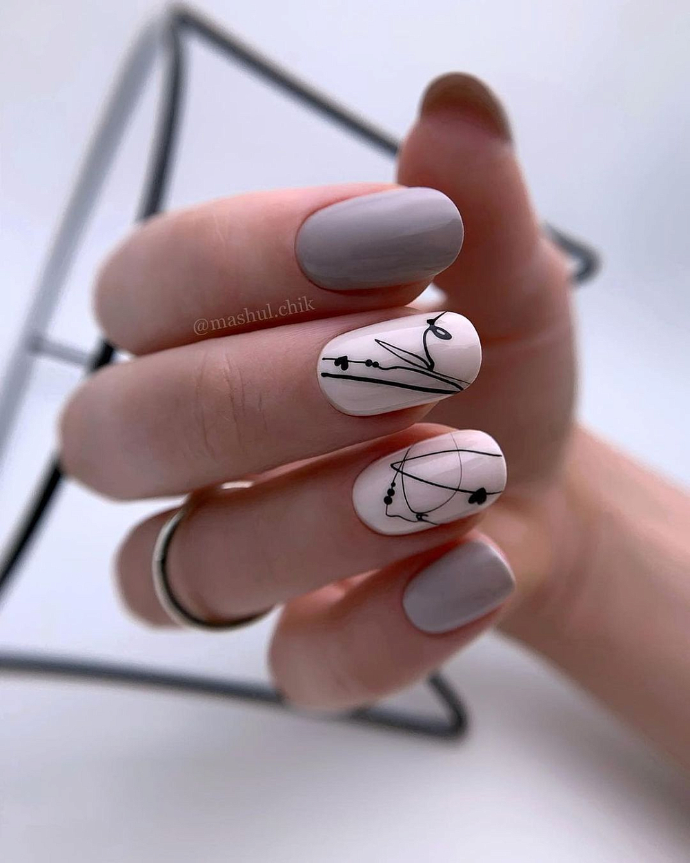 Мастер: @mashul.chik (https://www.instagram.com/mashul.chik/)