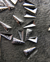 Artex, декор металлический полусферы треугольные граненные шлифованные (серебро 1,5х3 мм)