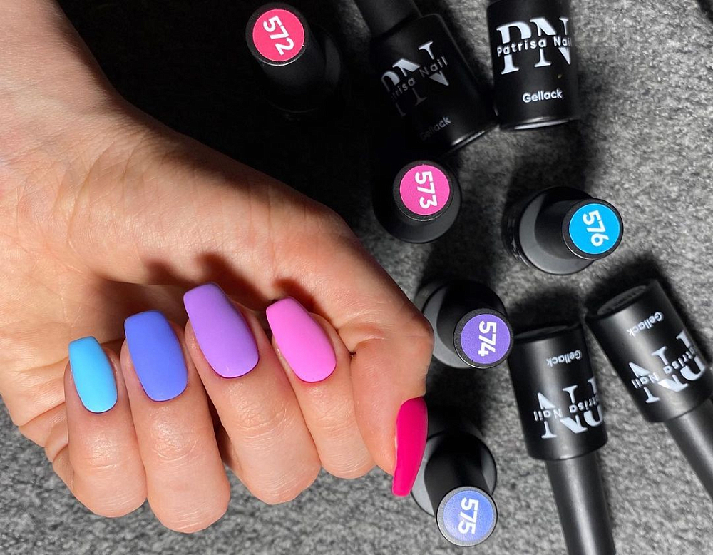 Мастер: @starry_sky_nails (https://www.instagram.com/starry_sky_nails/)