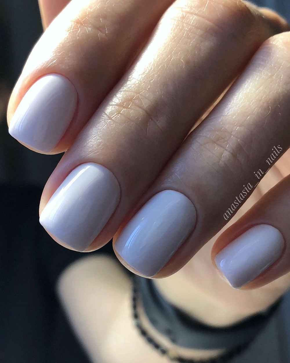 anastasia_in_nails