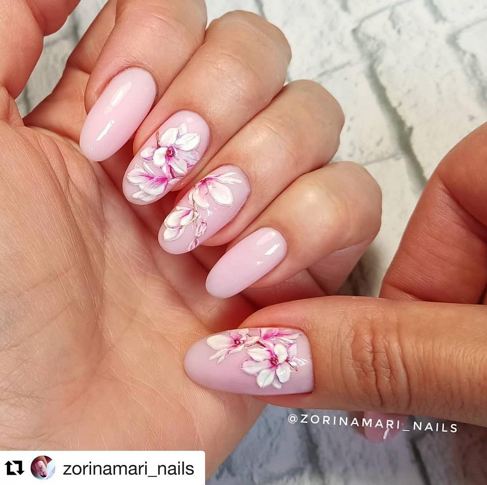 Мастер: @zorinamari_nails (https://www.instagram.com/zorinamari_nails/)