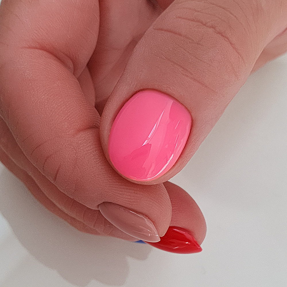 Дизайн ногтей. Товар: BSG, Colloration Hard - цветная жесткая база №41, 20 мл