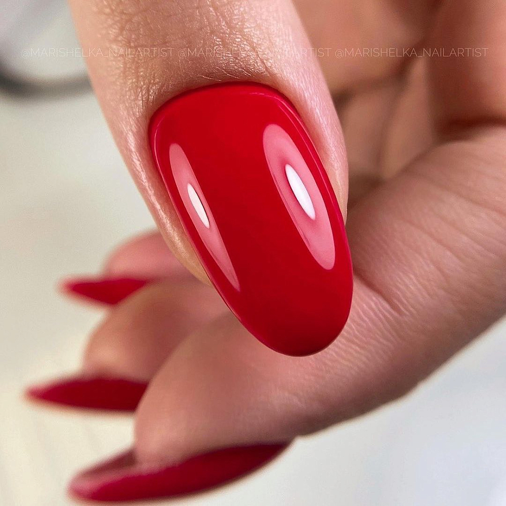 Мастер: @marishelka_nailartist  (https://www.instagram.com/marishelka_nailartist/)