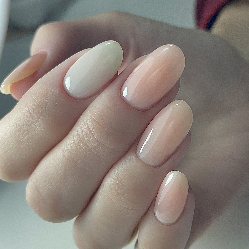 Дизайн ногтей. Товар: BSG, Colloration Hard - цветная жесткая база №59, 20 мл