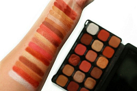 Makeup Revolution, Forever Flawless - палетка теней (Decadent)