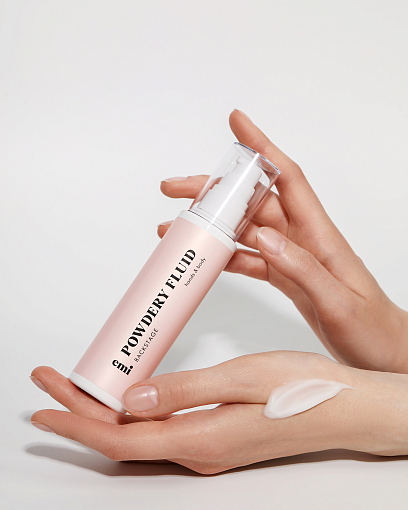EMI, Powdery Fluid - парфюмированный пудровый флюид для кожи рук и тела (Backstage), 100 мл