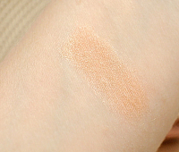 Essence, роликовый хайлайтер Glow My Mind! (т.01 Glow Roller)