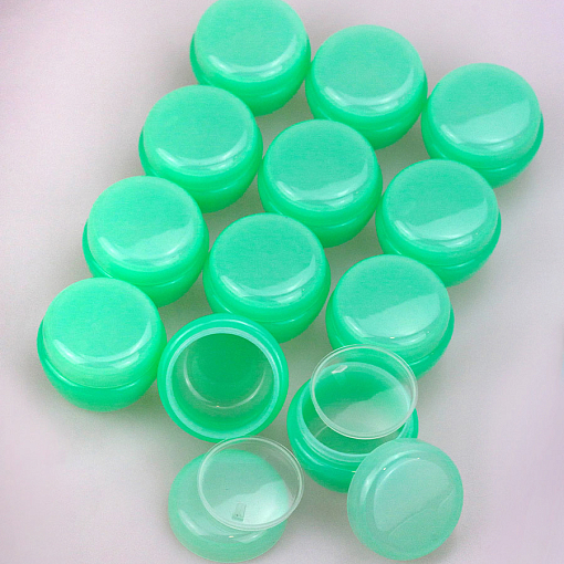 Набор баночек для косметики с крышкой зеленые (12 шт по 20 мл)