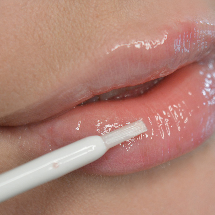 Сыворотка для кожи губ Essence Lip Booster Serum